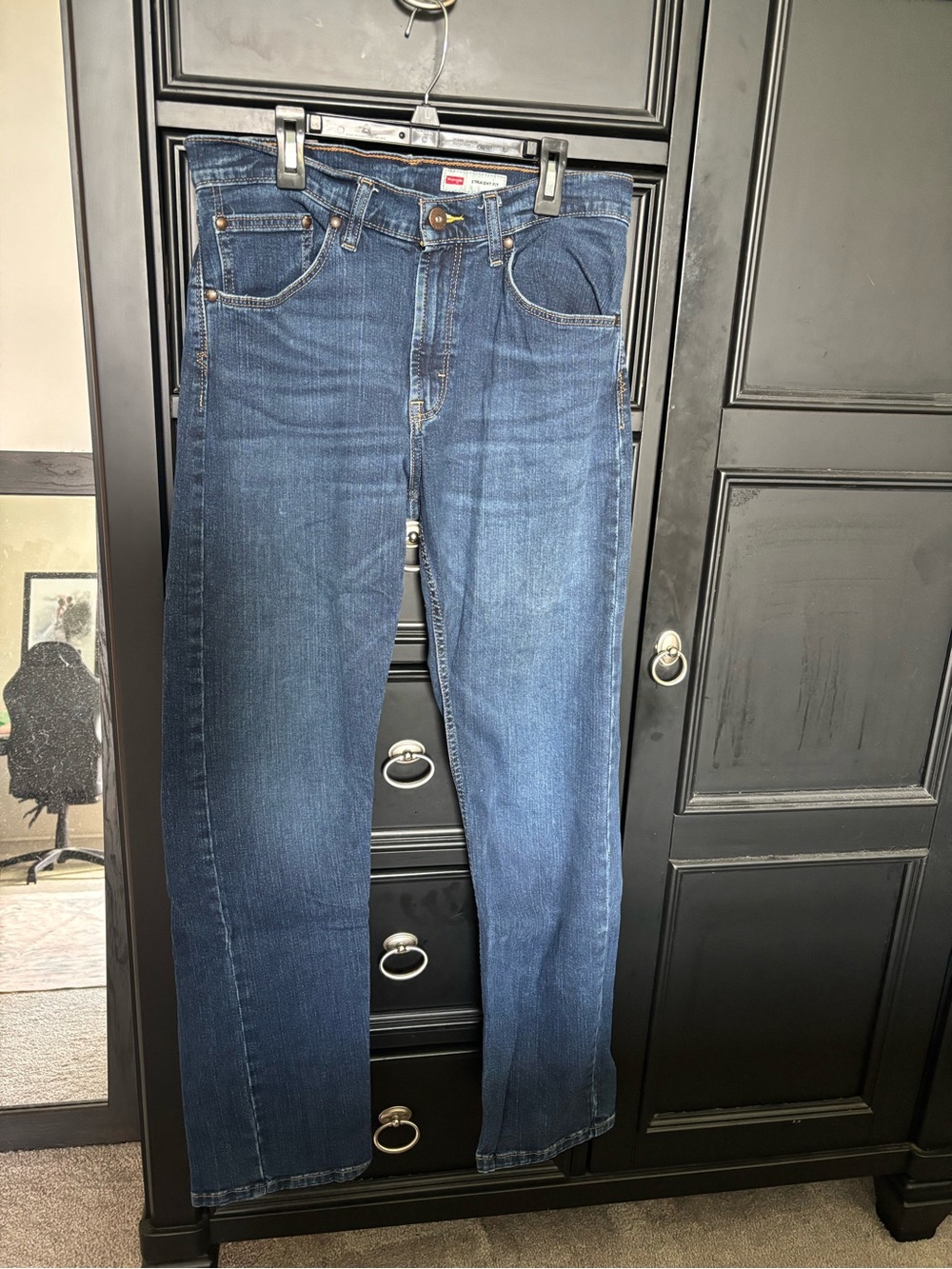 Wrangler Classic Men's Blue Straight-Leg Jeans